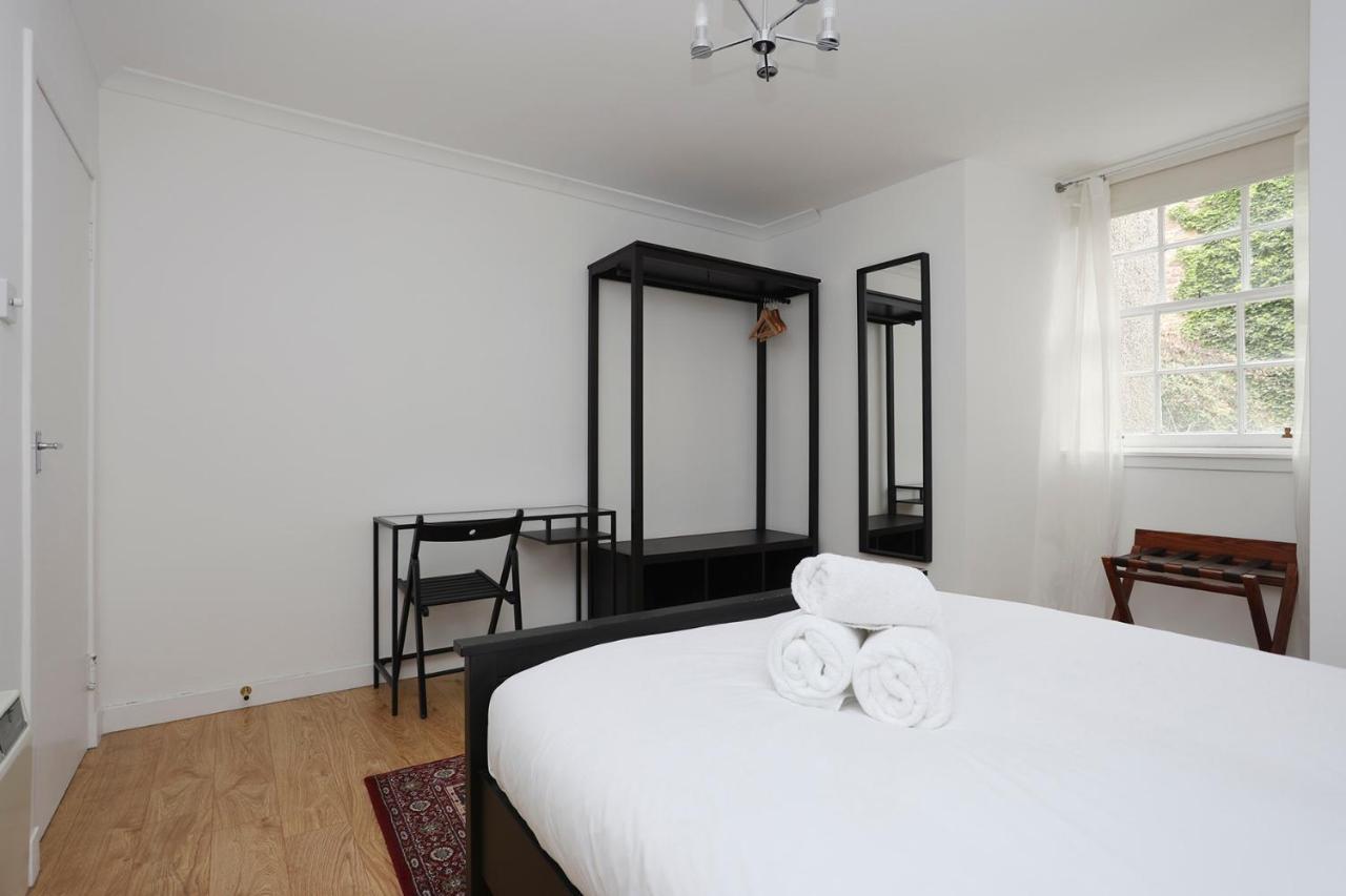 Joivy 1 Bed Flat, Heart Of Grassmarket Edinburgh Luaran gambar