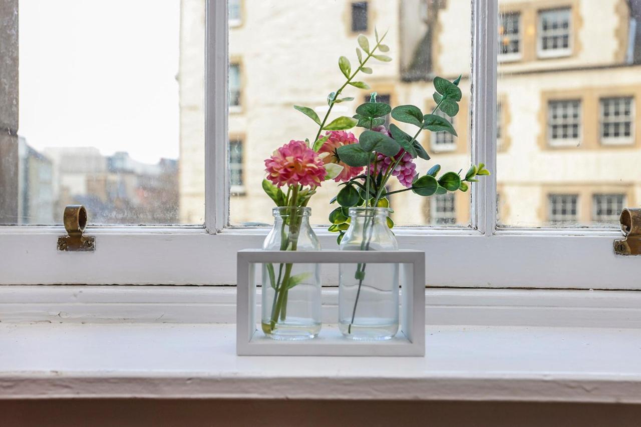 Joivy 1 Bed Flat, Heart Of Grassmarket Edinburgh Luaran gambar