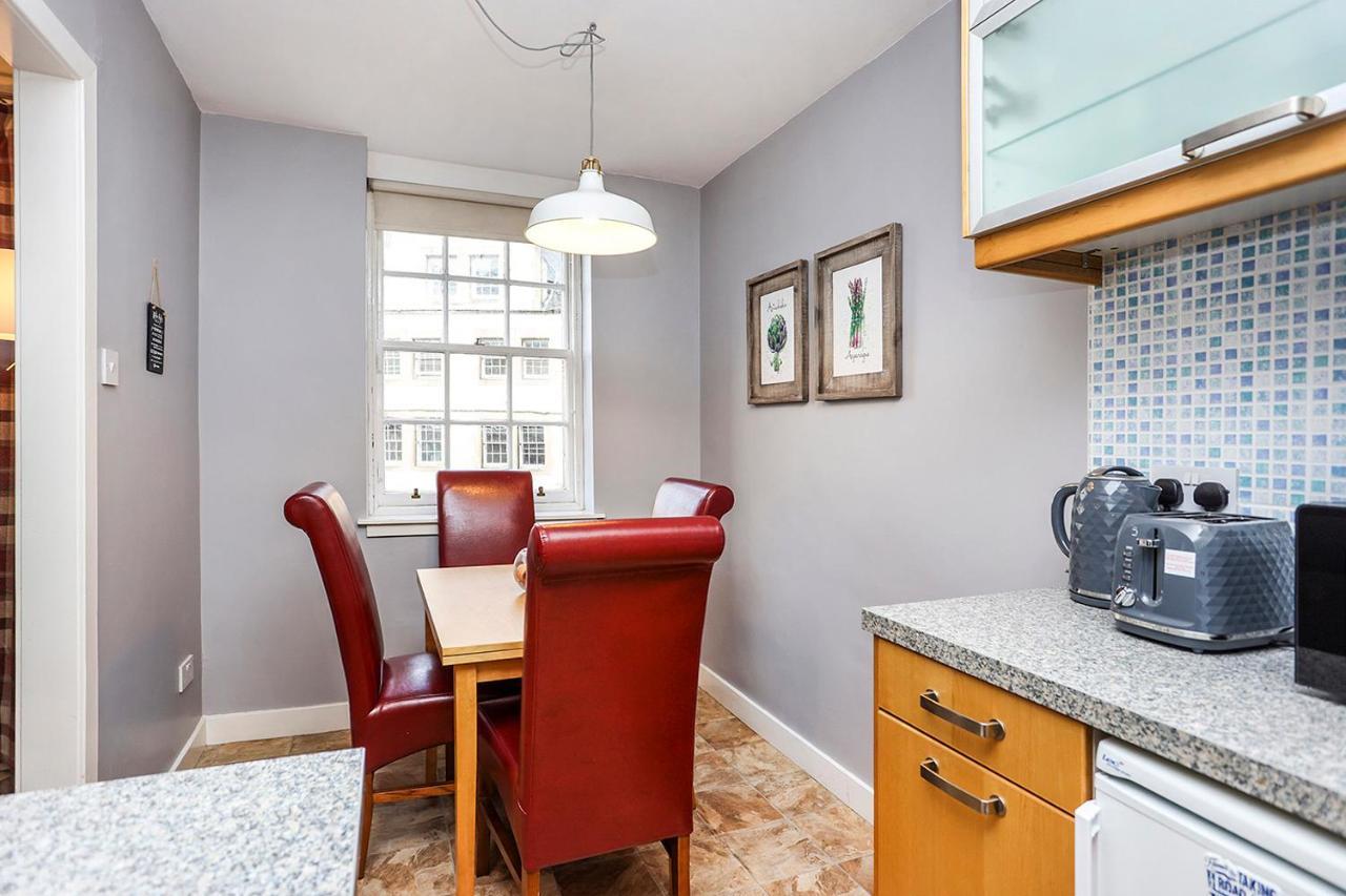Joivy 1 Bed Flat, Heart Of Grassmarket Edinburgh Luaran gambar